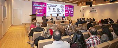 mesa mujer transporte